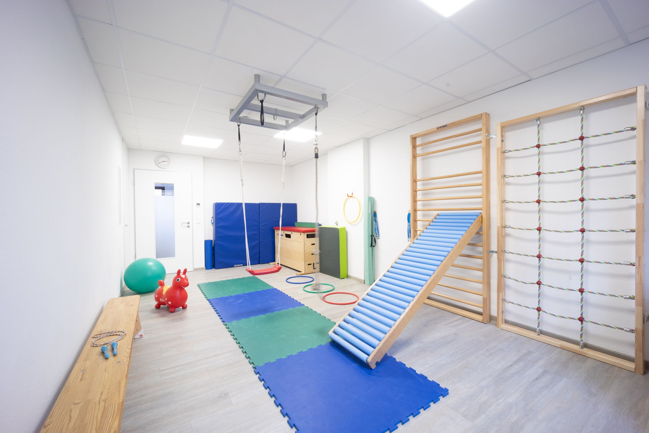 Großer Turn- und Bewegungsraum (03)